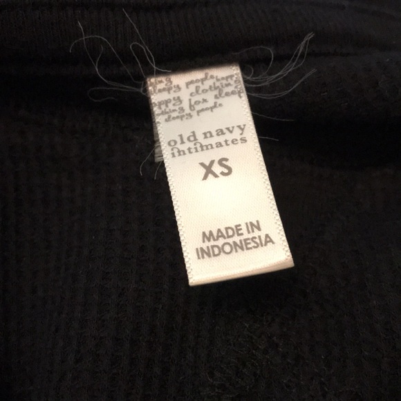 Old Navy top - Picture 3 of 3